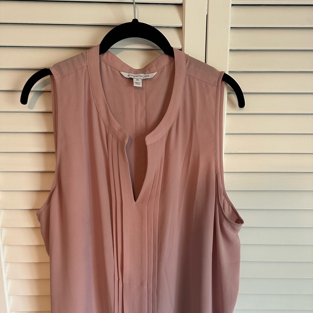 Hawthorne XXL light mauve/pink flowy top.
